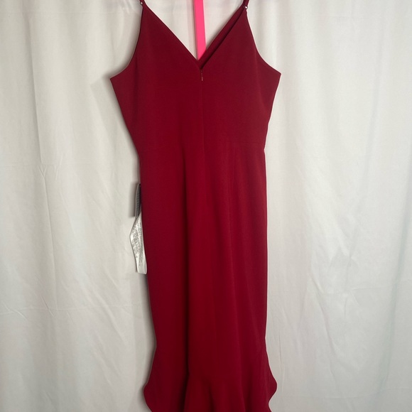 DRESS THE POPULATION NWT Red spaghetti strap midi dress bottom angled ruffle’s - Picture 4 of 5